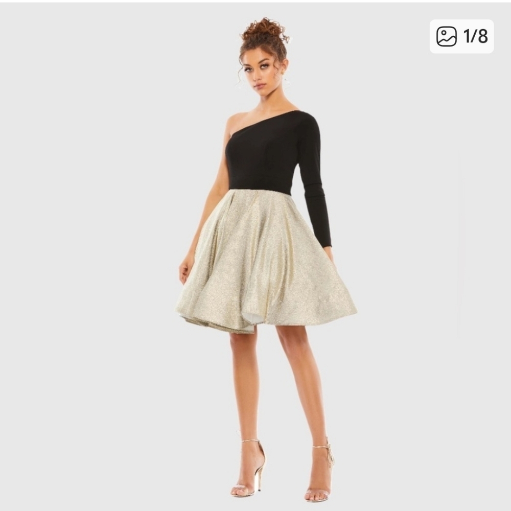 One-Shoulder Black and Gold Party Dress
